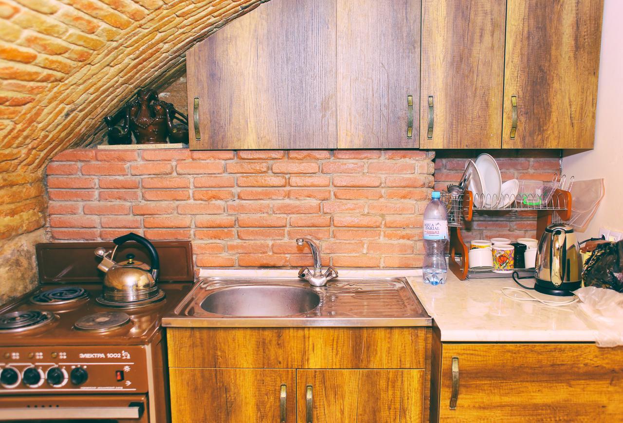 Guest House Kakabadzeebi 9 Tbilisi Exteriör bild