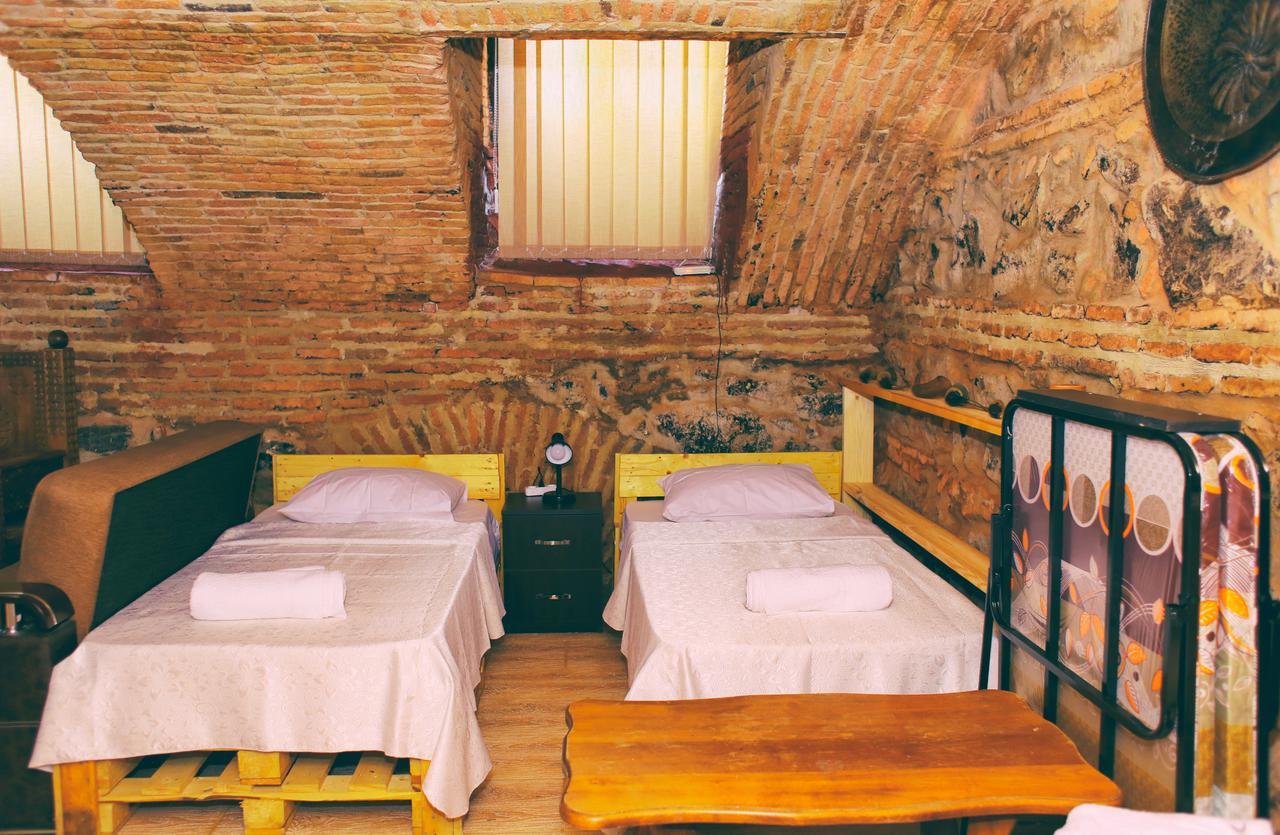 Guest House Kakabadzeebi 9 Tbilisi Exteriör bild