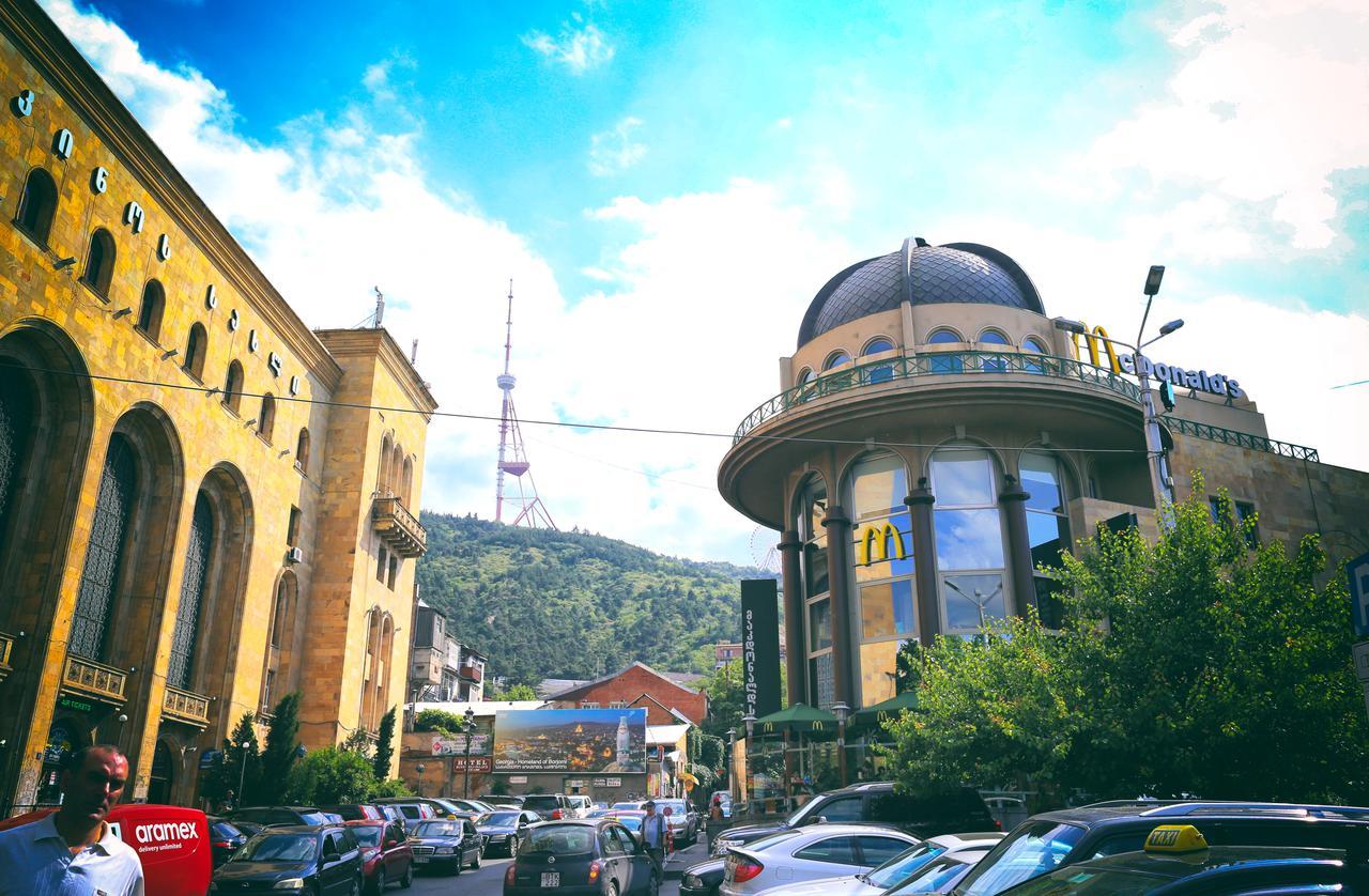 Guest House Kakabadzeebi 9 Tbilisi Exteriör bild